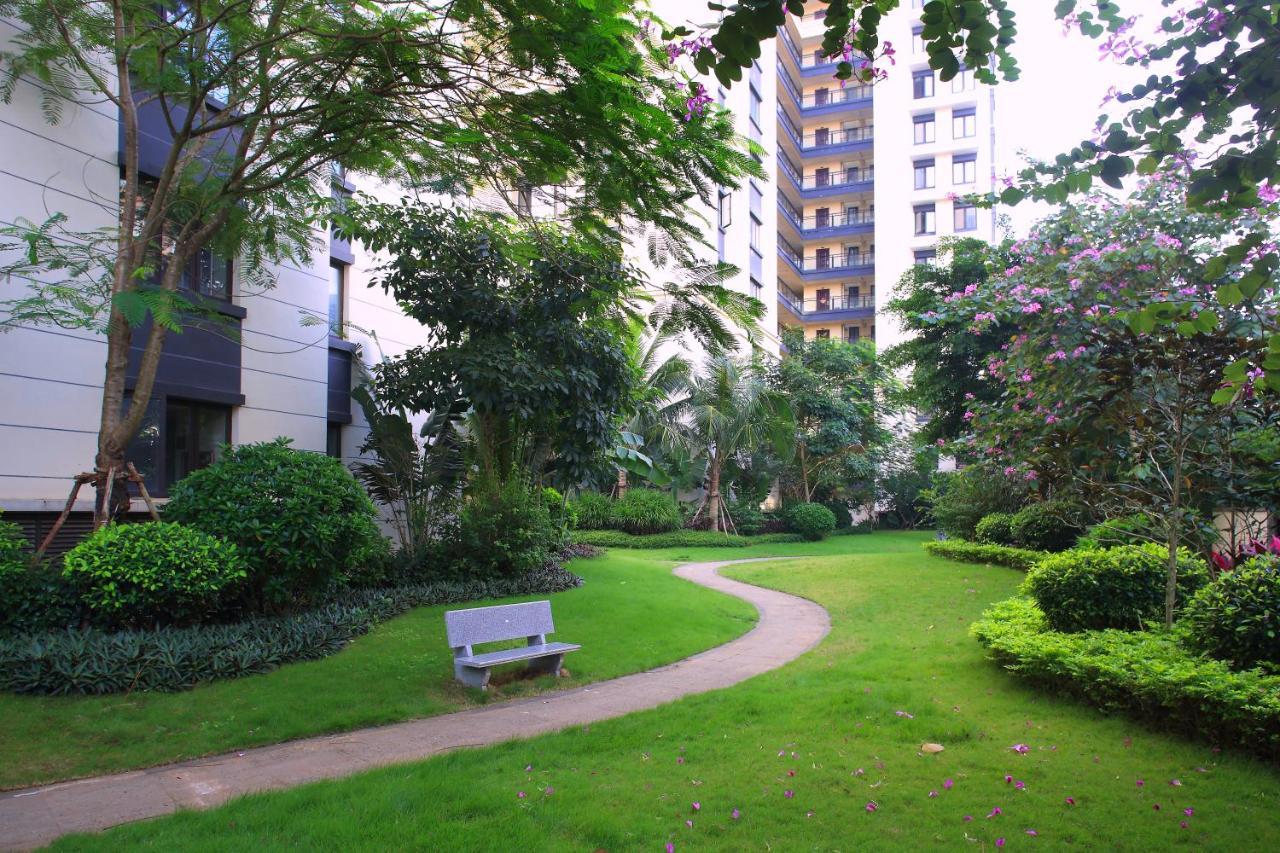 Care Residential Hotel Haikou  Exterior foto